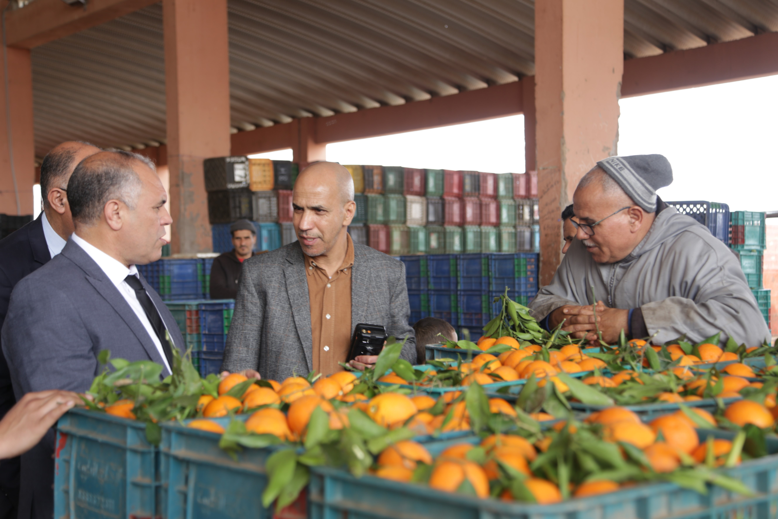 لجنة وزاراتية: الأسواق مزودة بشكل وافر ومتنوع بالمواد الغذائية  بداية رمضان